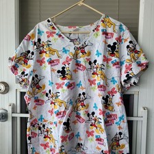 Women's Disney size 2XL Scrub Shirt Top with Mickey  Pluto Love My Best Friend