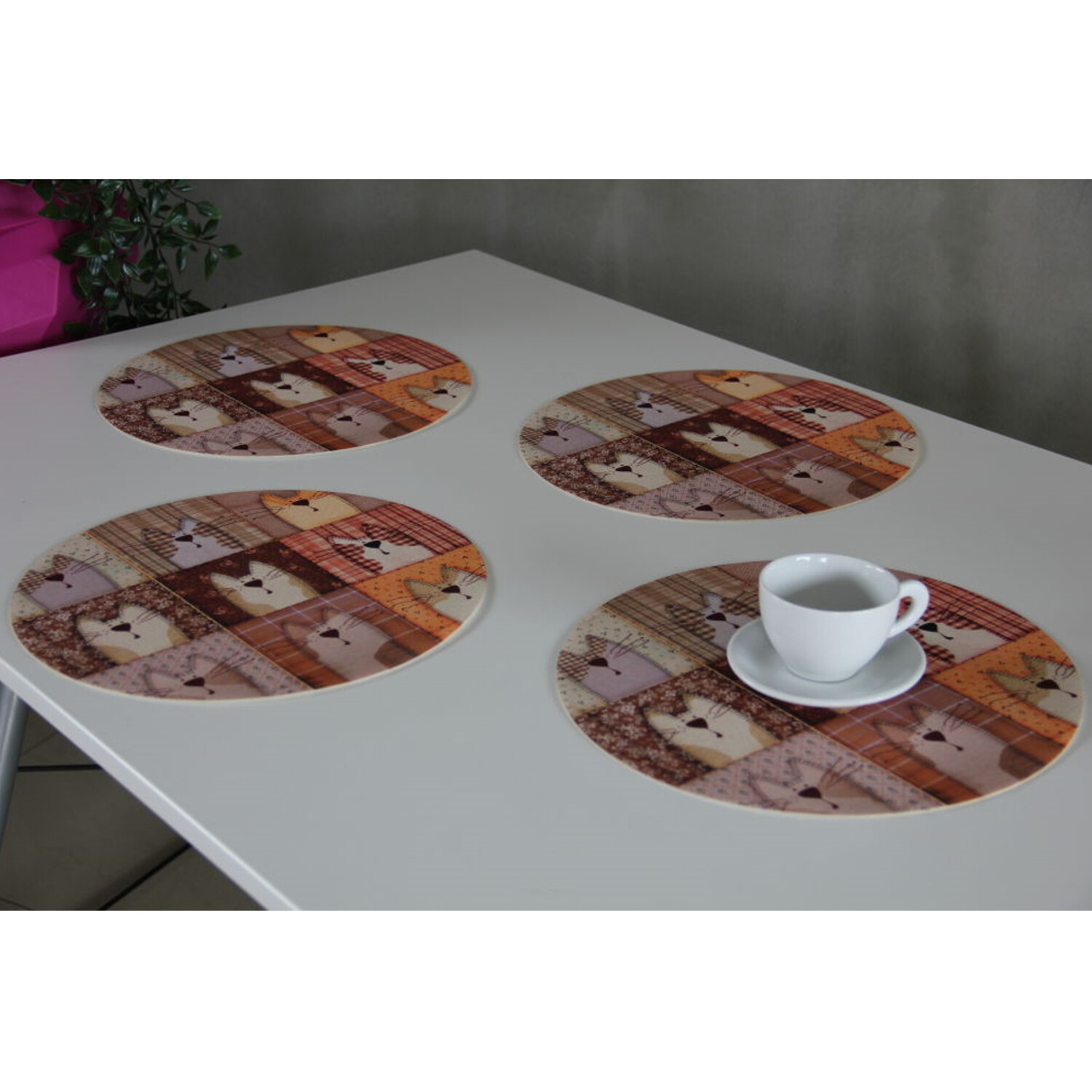Sets de table Bertoni ronds 33cm Pexeso EE120 pour protéger votre table