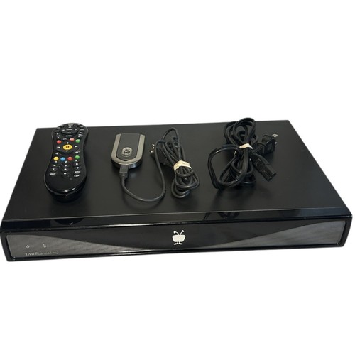TiVo Roamio Pro Series 5 Cable DVR TCD840300 6 Tuners 3TB HD - TESTED / WORKS