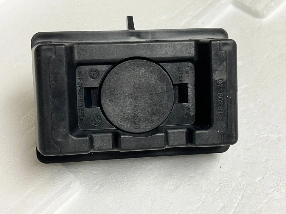 NUEVO Jack Pad/Socket Jack Fit PORSCHE PANAMERA 2017-2023 971802819C 971-802-819-B Foto 3 de 4