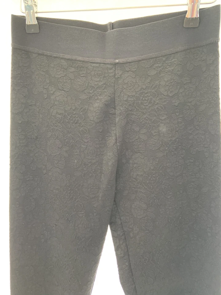 Leggings elásticos M&S para mujer negros con estampado de rosas talla 8 L 26" Foto 3 de 4