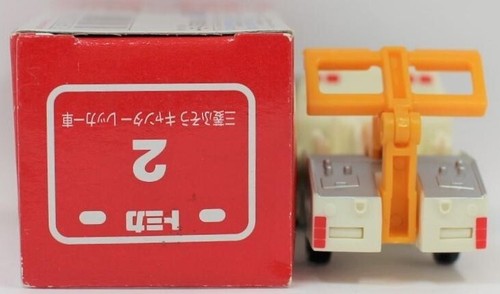 Tomica Mitsubishi Canter Tow Truck (Sack Box) 002 - Picture 3 of 5