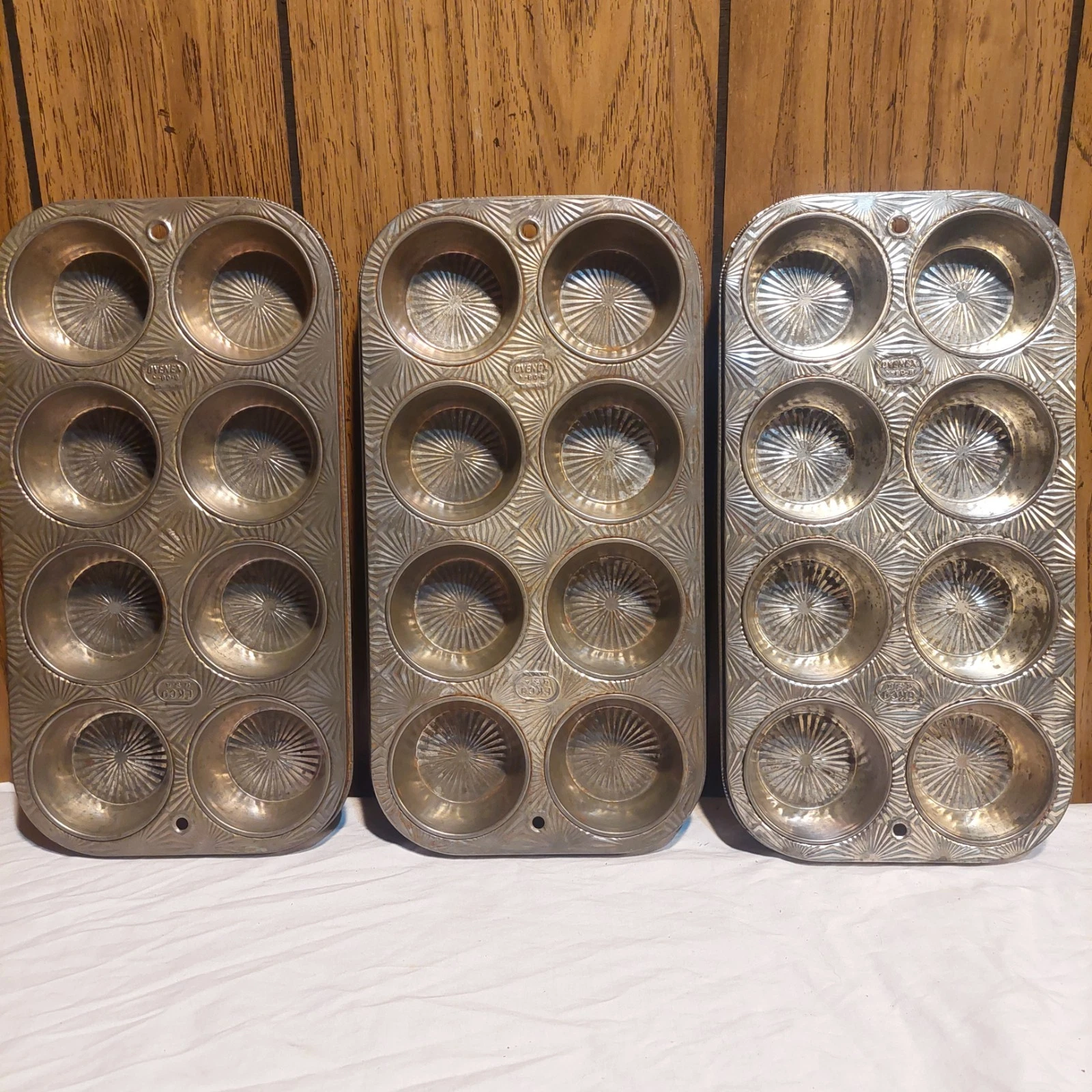 lot of 3 Ovenex Starburst muffin pans 8 count Ekco USA 80-8 steel