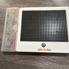 Hasbro 2014 LITE-BRITE Board 160 Pegs - White Works