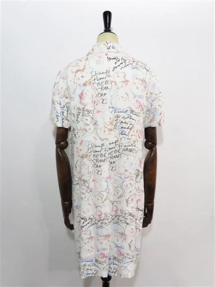 ABRIGO USADO 64278 CHANEL/CC LOGO CAMELIA MEDIA MANGA ACEPTABLE Foto 2 de 4