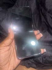 Samsung Galaxy Z Flip 5 512GB, Gray, Unlocked