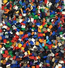 LEGO 25 Leg Pieces Randomly chosen from HUGE selection pants Minifig Body Parts