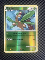 Tropius 22/90 Undaunted Reverse Holo Rare Pokémon TCG