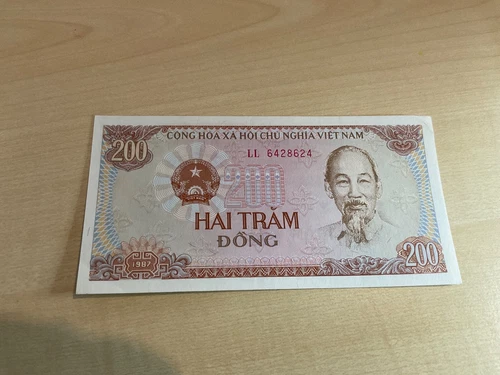 1987 200 Shark Tram Dong 200 Dong Vietnam Banknote Note Money Banknote