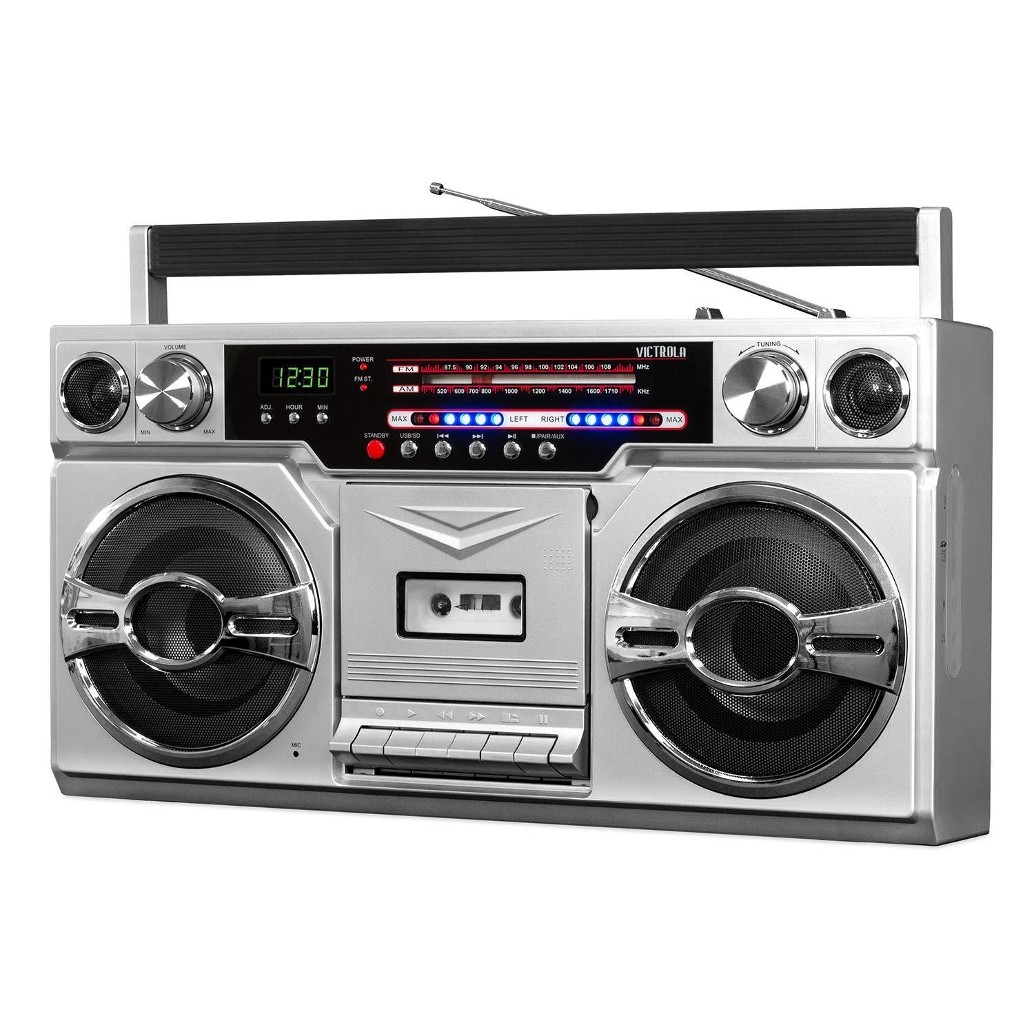 retro style radio with bluetooth