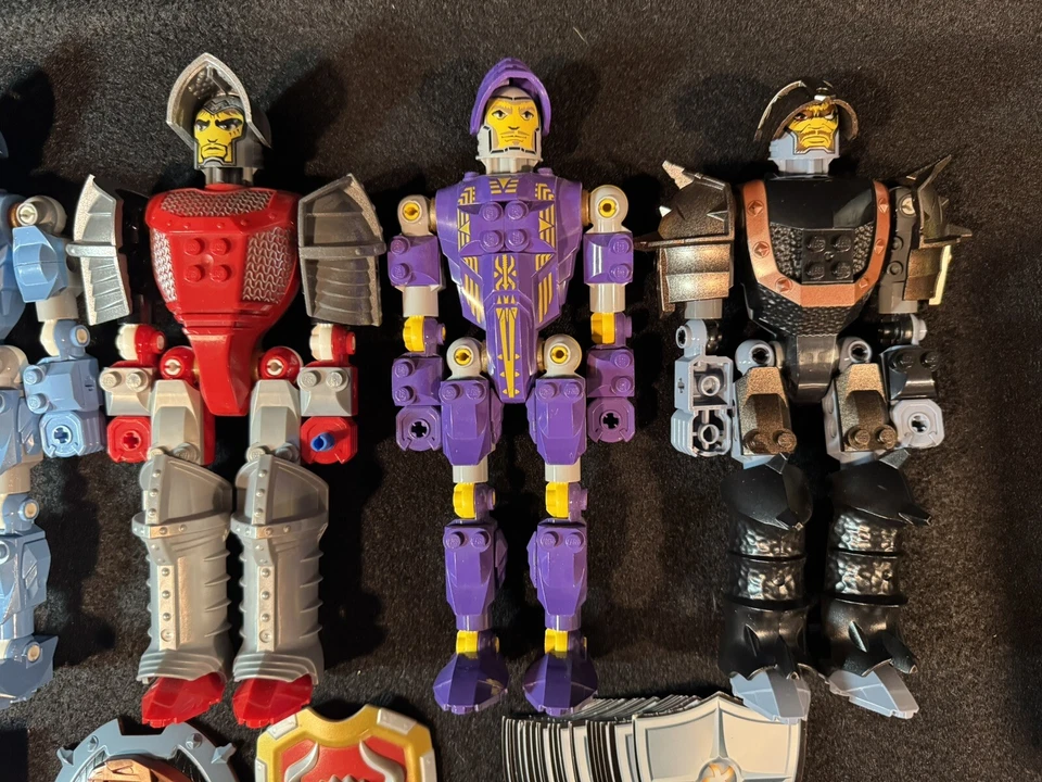 LEGO Castle Knights' Kingdom - FIGURE LOT 5 - Image 3 of 4