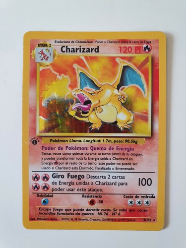 Tarjeta de Pokémon Charizard HOLO 1a Edición 1999, Español, 4/102, Como Nuevo.