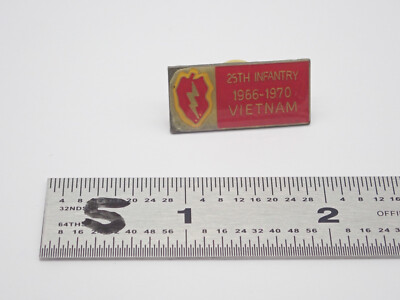 アメリカ軍ベトナム派遣部隊ピンバッジ s-l400.jpg