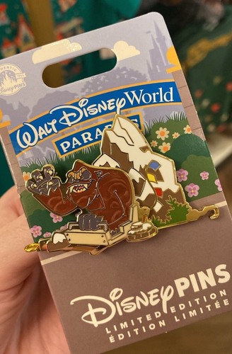 Disney Parks Pin 2024 WDW Parades Expedition Everest Yeti LE 3000