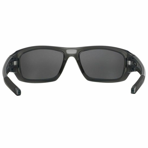 Oakley Valve OO9236-06 Grey Smoke Black Iridium Polarized Lens Sunglasses - Picture 4 of 5