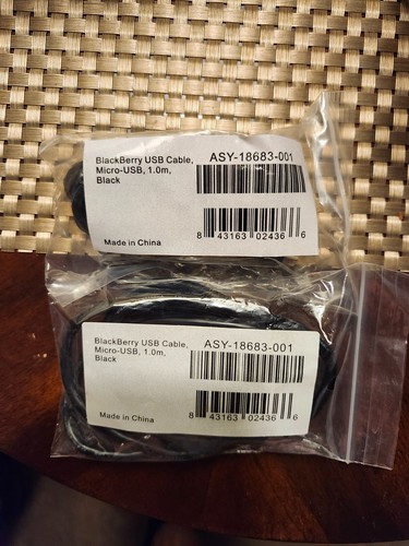 2 x BlackBerry ASY-18683-001 New OEM Micro USB Cable 1.0m NEW Free Shipping - Picture 1 of 3