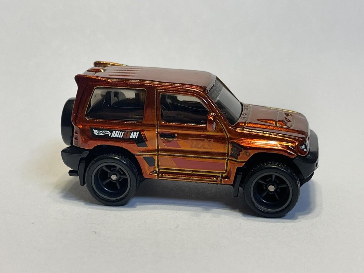 希少 Hot Wheels Mitsubishi PAJERO トレジャーハント Hot Wheels New 2024 Super Treasure Hunt Mitsubishi Pajero