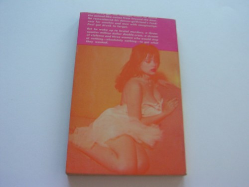 DEADLY DOLLY 1961 LEW LESSING FIRST EDITION MEGA BUSTY "ARE THEY TOO BIG" - Picture 2 of 2