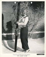 SONJA HENIE Original Vintage 1938 SKI FASHION Fox Key Set Studio Portrait Photo