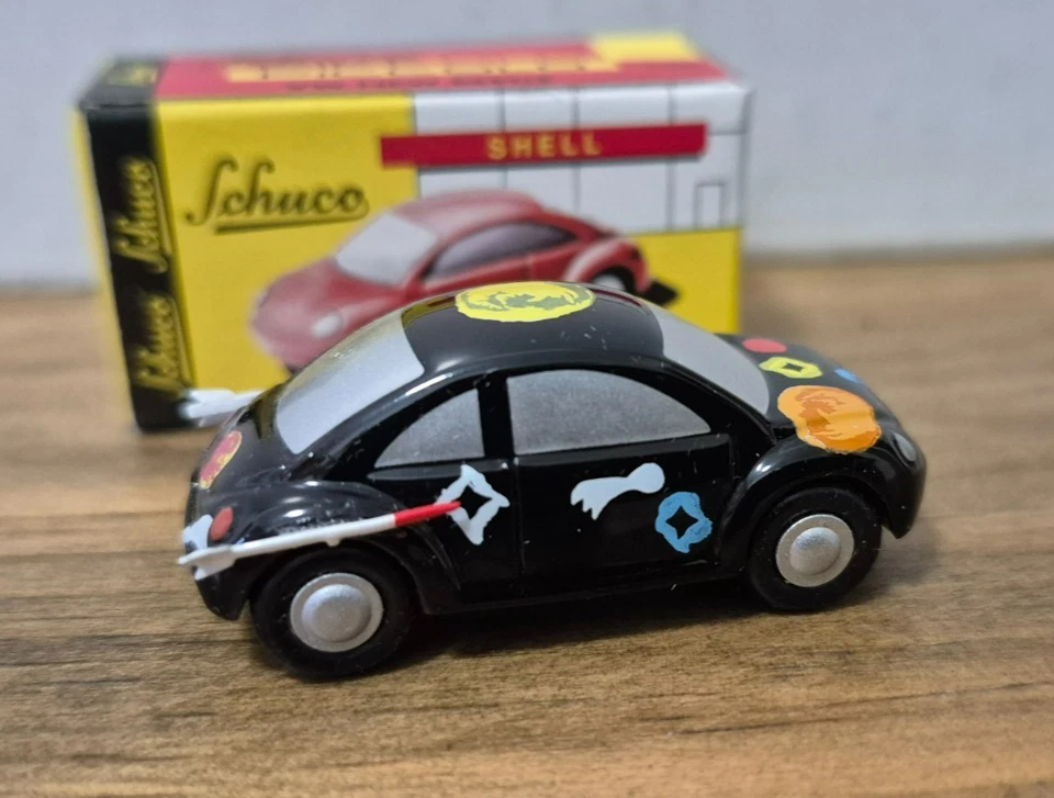 Schuco Piccolo VW New Beetle 1:90 in OVP Volkswagen Die Ludolfs - Bild 3 von 3