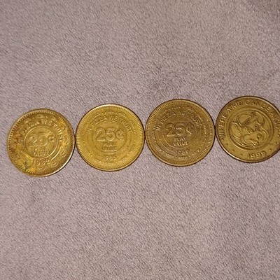 LOT-Chuck E. Cheese Arcade Tokens Original 1982 1985 1989 1999 In Pizza We Trust