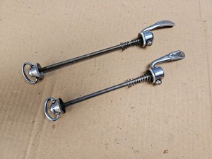 Vintage Campagnolo Record Quick Release Skewers 100mm/126mm Curved Levers Italy