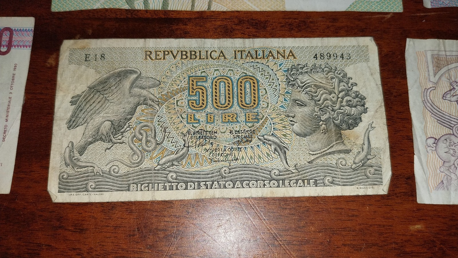 Foto 14 di 14