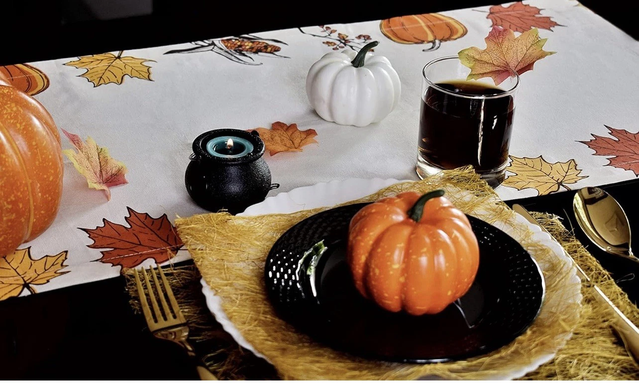 Give Thanks Thanksgiving Table Runner