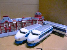 Used Plarail 0 Series Shinkansen with Lights and Tokyo Station Set