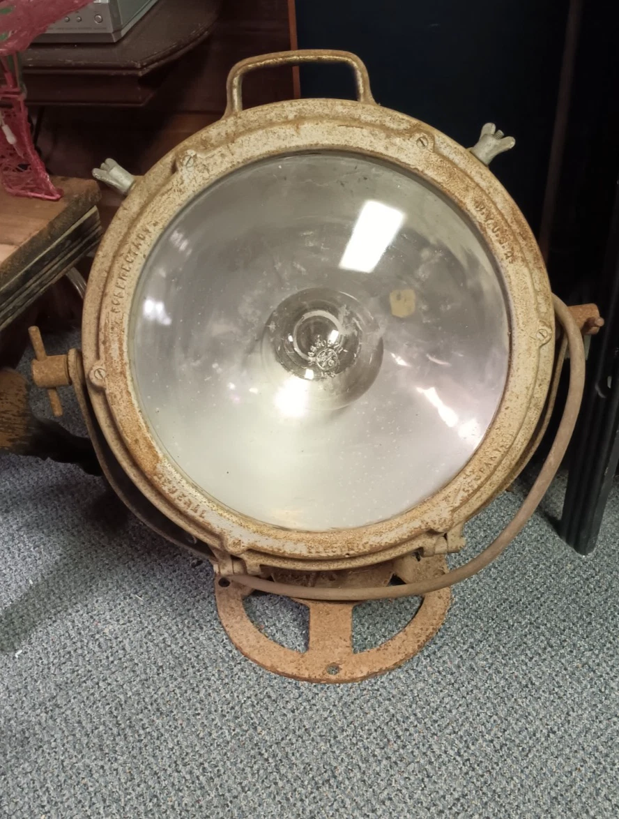 舟ランプ 金属製　アンティーク Vintage Original WWII Antique Maritime Lamps & Lighting for sale