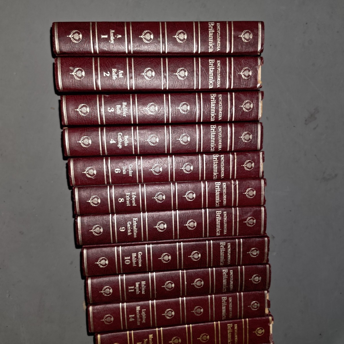 Vintage 1968 Encyclopedia Britannica Books Lot 18 Volumes Red