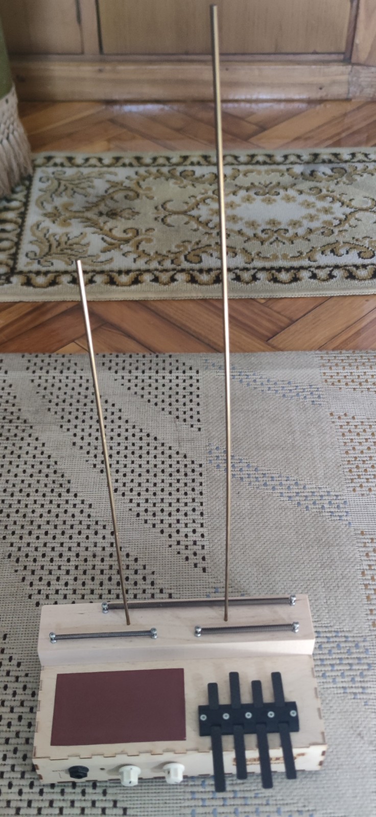 Leaf Audio Microphonic Soundbox Noise SYNTHESIZER