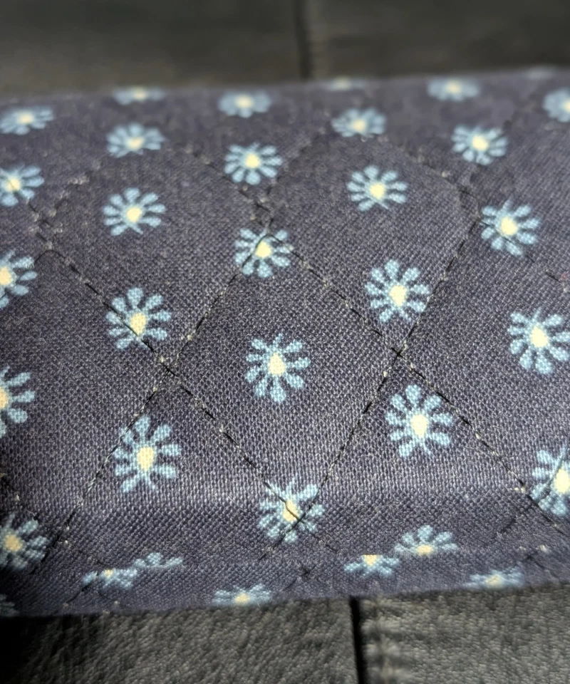 Vera Bradley Glasses Hard Cover - Image 3 of 4