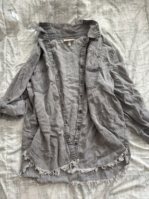 Hester & Orchard Women's Gray Fringe Button-Up Collared Long Sleeve Shirt L
