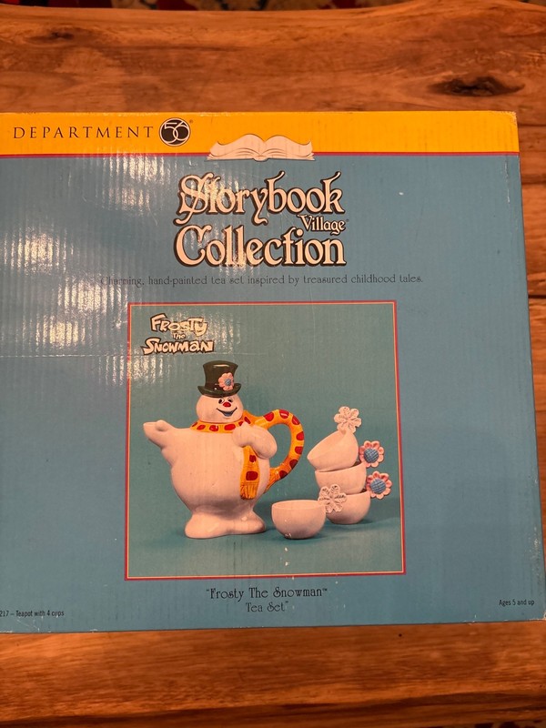 2001 Dept 56 Storybook Village - FROSTY THE SNOWMAN TEA SET Christmas