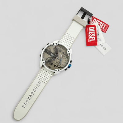 DIESEL DZ741 腕時計 シルバー/ホワイト DIESEL DZ741 腕時計 シルバー/ホワイト DIESEL DZ741 腕時計 シルバー