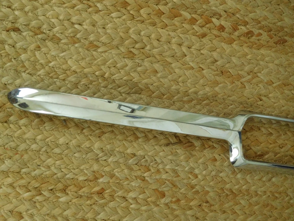 1962 Chrysler Town & Country Molding RH 2189200 - Image 3 of 4