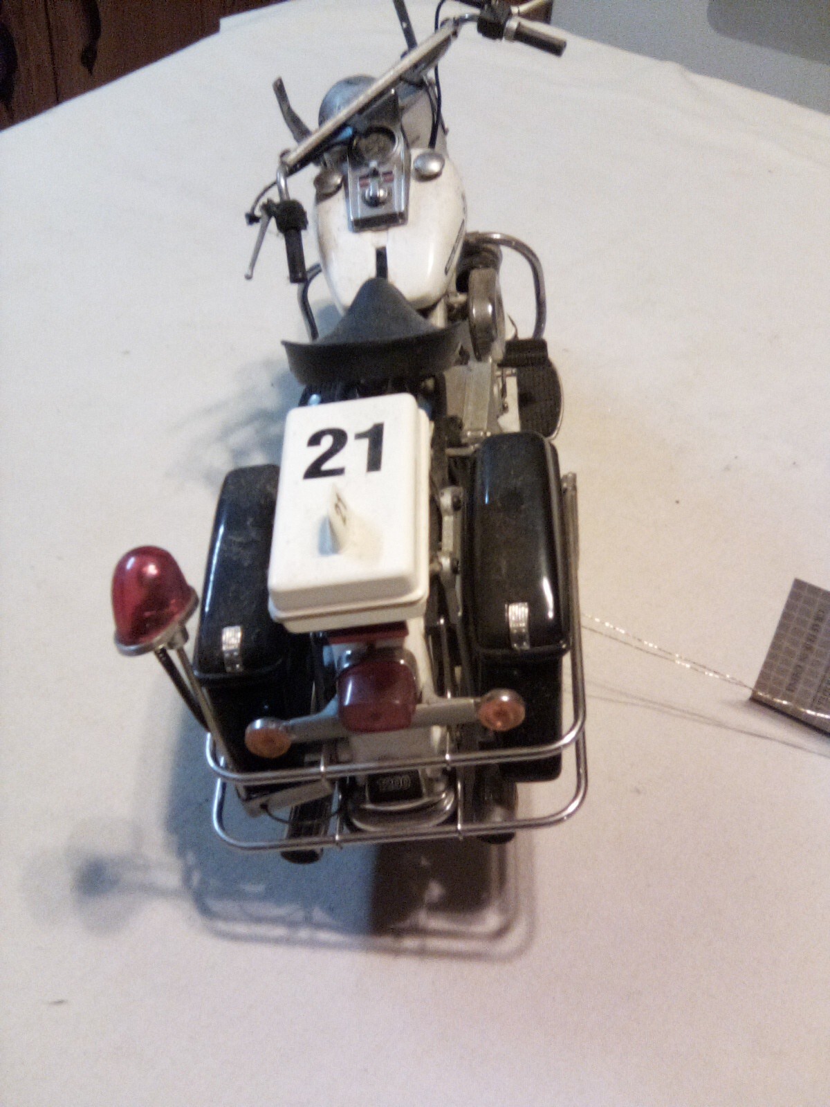 Picture 4 of 8