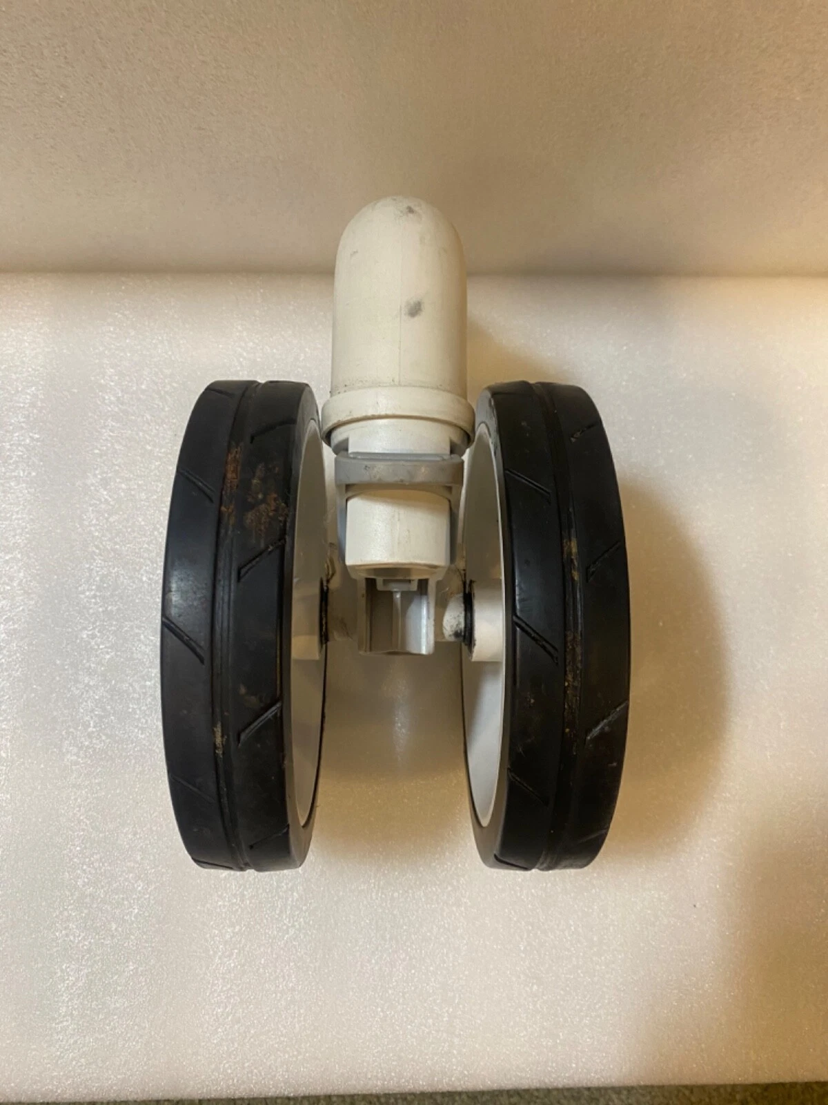Quinny Moodd Stroller front wheels with mount