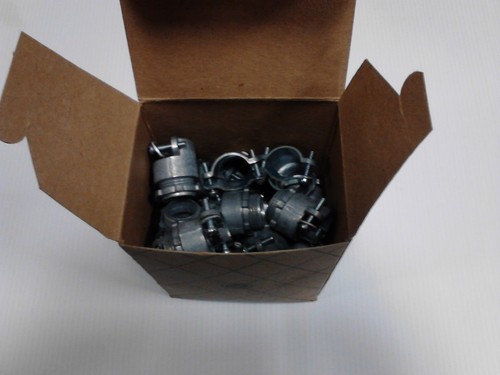 (25) 3/4" STRAIGHT CONNECTORS CAT#581 FOR ARMOUR & SERVICE CABLE- Made in USA. - Picture 3 of 6