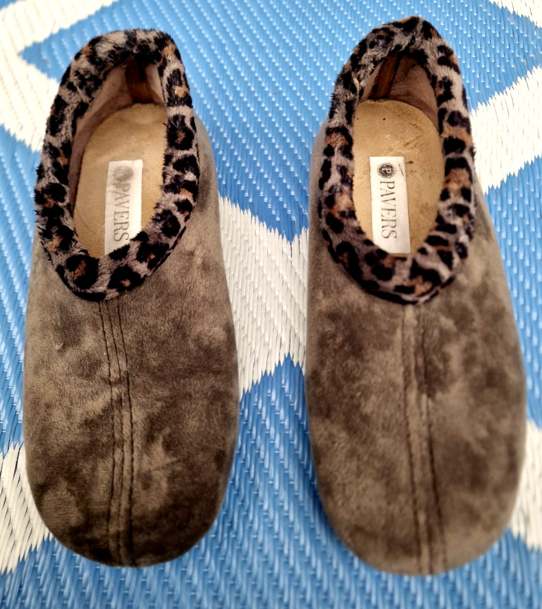 PANTOFOLA D’ORO Pavers 'Pantofole con orlo leopardato in peluche' Paloma suola antiscivolo ultra comoda donna 5 5