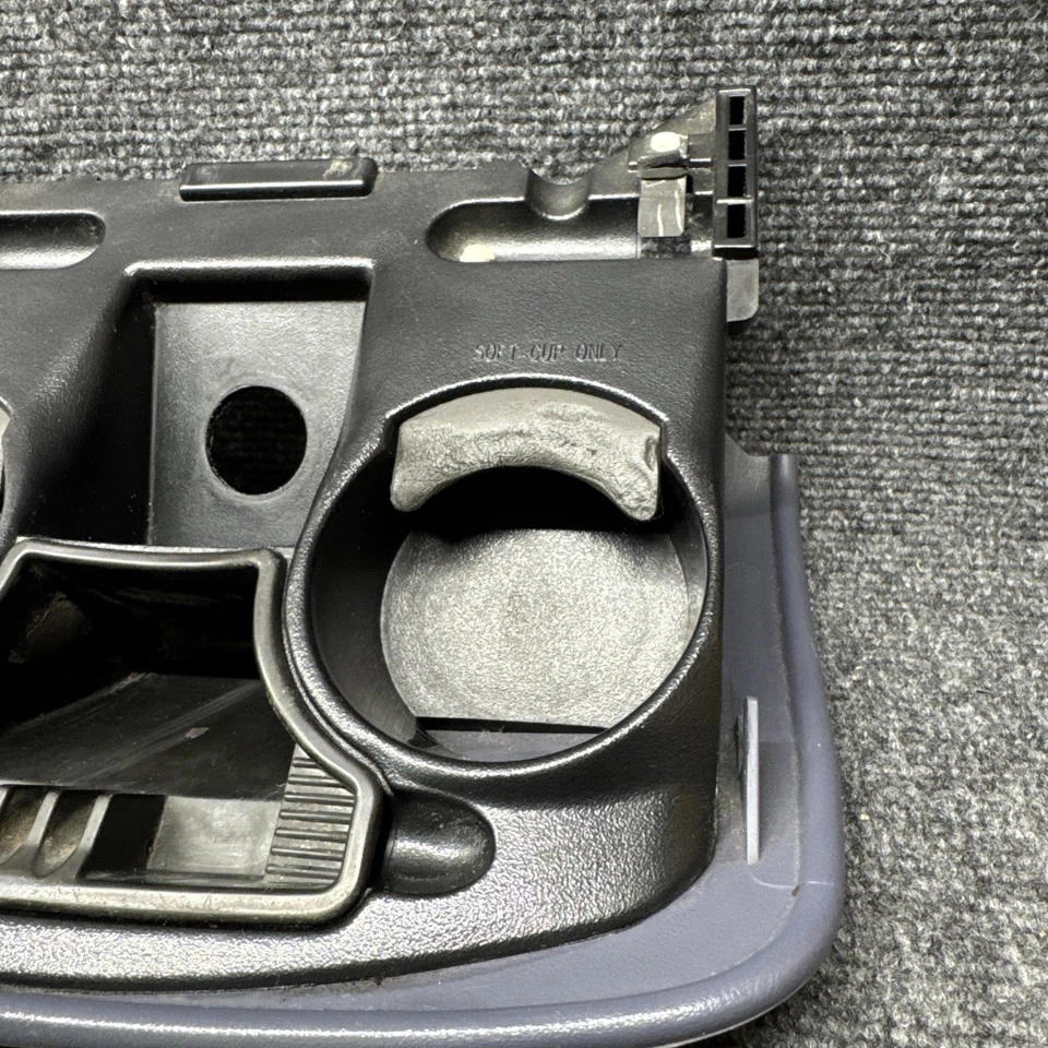 1997-2002 Grand Marquis Ford Crown Victoria Blue Ashtray Cup Holder *READ* Foto 3 de 4