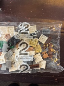 3 Lego sets most not opened 2 Minecraft 1 super heroes 21120, 76034, 21134