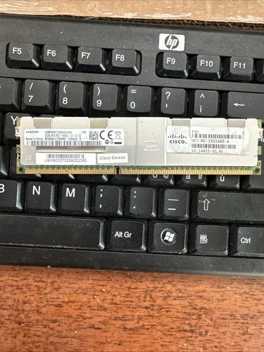 SAMSUNG M386B4G70DM0-CMA 32GB PC3-14900L 4RX4 MEMORY 7x32gb Totale 224gb