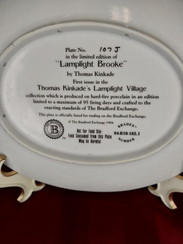 Thomas Kinkade's Lamplight Village Collector Plate Lamplight Brooke 1st Issue - Picture 5 of 5