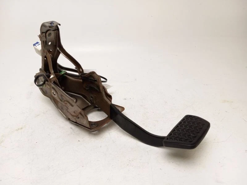 2008 TOYOTA CAMRY BRAKE PEDAL - Image 3 of 4