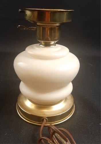 Vintage Hurricane Parlor 3 Way Lamp Base Colred Leaves Transfer - Picture 7 of 10