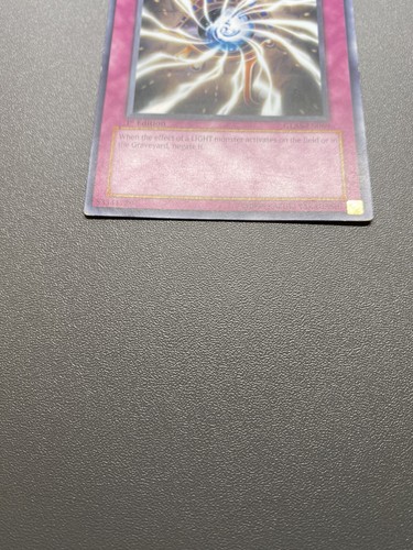 Yu-Gi-Oh! Light- Imprisoning Mirror Common 1st Edition GLAS-EN069 HP - Picture 2 of 12