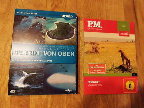 Naturdokumentationen, DVDs, Erde von oben + Serengeti, sehr guter Zustand!