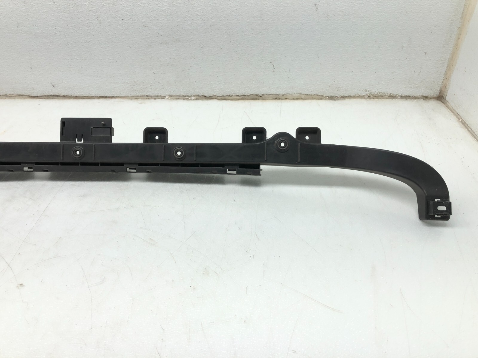 Maserati Ghibli 2014-2019 REAR+UPPER Bumper bracket